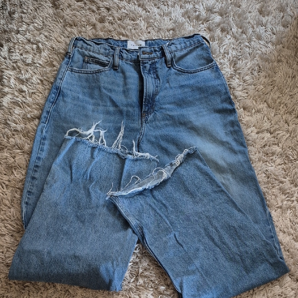 Frame High And Tight Denim - Picture 3 of 6